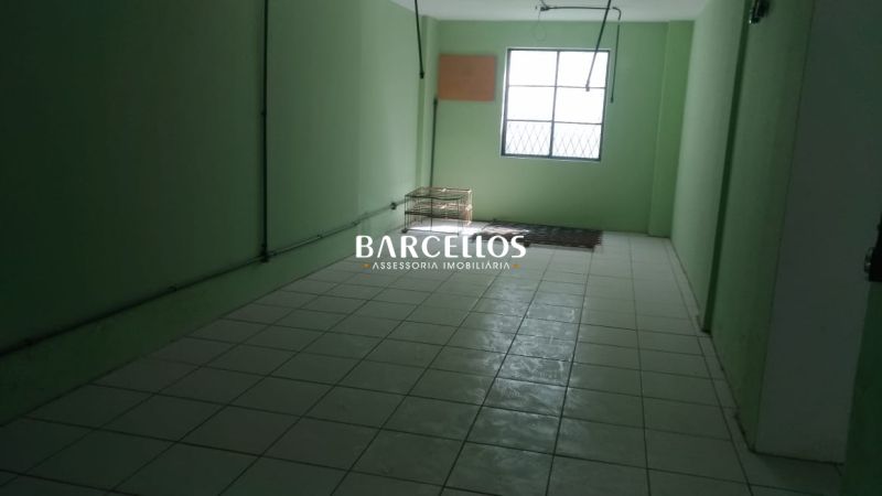 Conjunto com 2 banheiros e 230m² à venda no bairro Centro, Porto Alegre