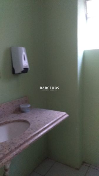 Conjunto com 2 banheiros e 230m² à venda no bairro Centro, Porto Alegre