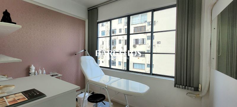 Sala com 1 quarto, 1 banheiro e 16m² à venda no bairro Centro, Porto Alegre