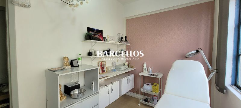Sala com 1 quarto, 1 banheiro e 16m² à venda no bairro Centro, Porto Alegre
