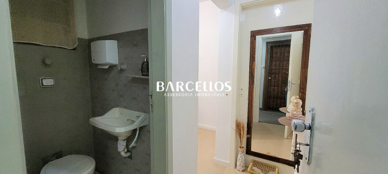 Sala com 1 quarto, 1 banheiro e 16m² à venda no bairro Centro, Porto Alegre