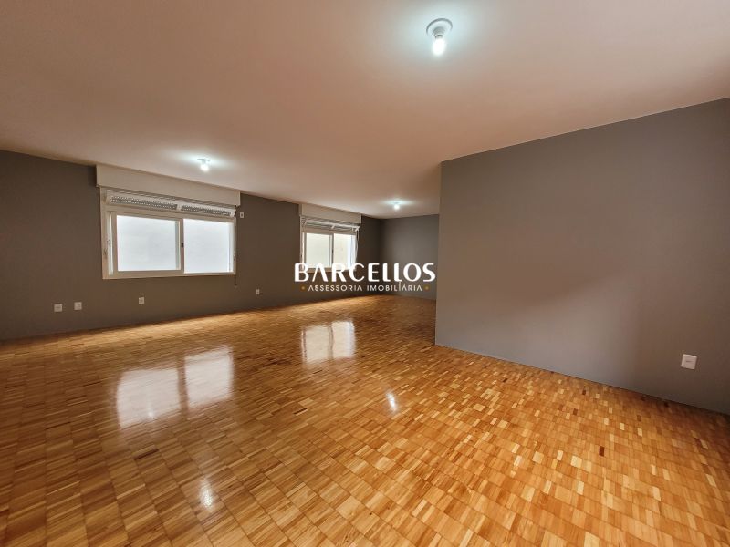 Apto com 3 quartos, 3 banheiros e 171m² à venda no bairro Bom Fim, Porto Alegre