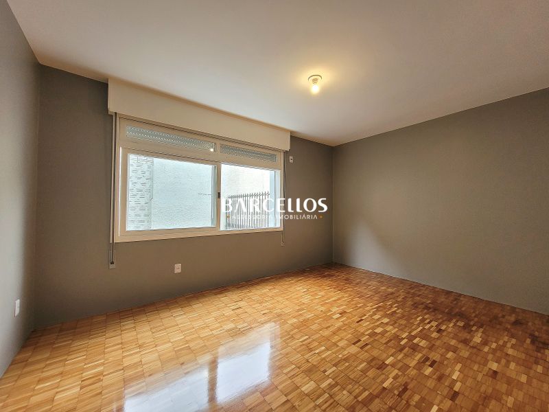 Apto com 3 quartos, 3 banheiros e 171m² à venda no bairro Bom Fim, Porto Alegre