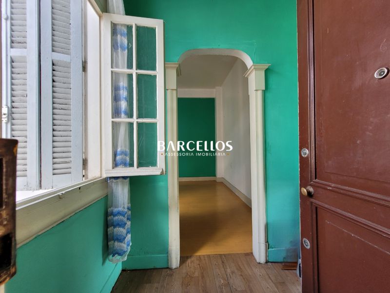 Apto com 3 quartos, 1 banheiro e 96m² à venda no bairro Centro, Porto Alegre