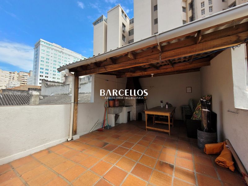 Apto com 3 quartos, 1 banheiro e 96m² à venda no bairro Centro, Porto Alegre