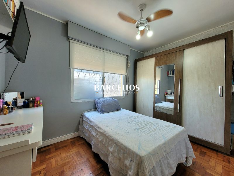 Apto com 2 quartos, 1 banheiro e 50m² à venda no bairro Passo D Areia, Porto Alegre