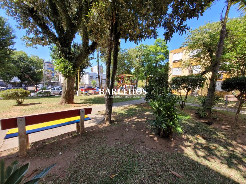Apto com 2 quartos, 1 banheiro e 50m² à venda no bairro Passo D Areia, Porto Alegre