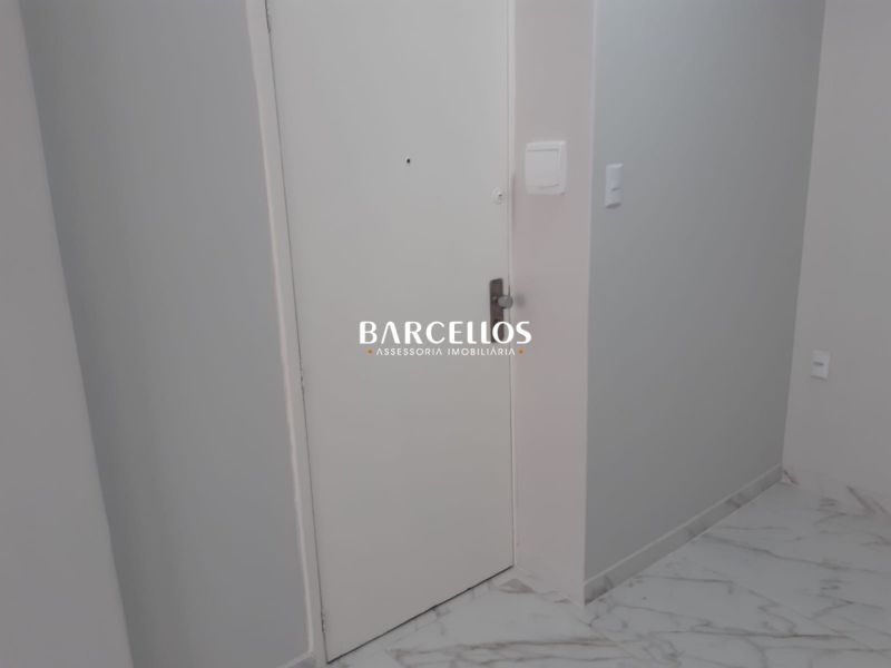 Conjunto com 1 quarto, 1 banheiro e 48m² à venda no bairro Centro, Porto Alegre