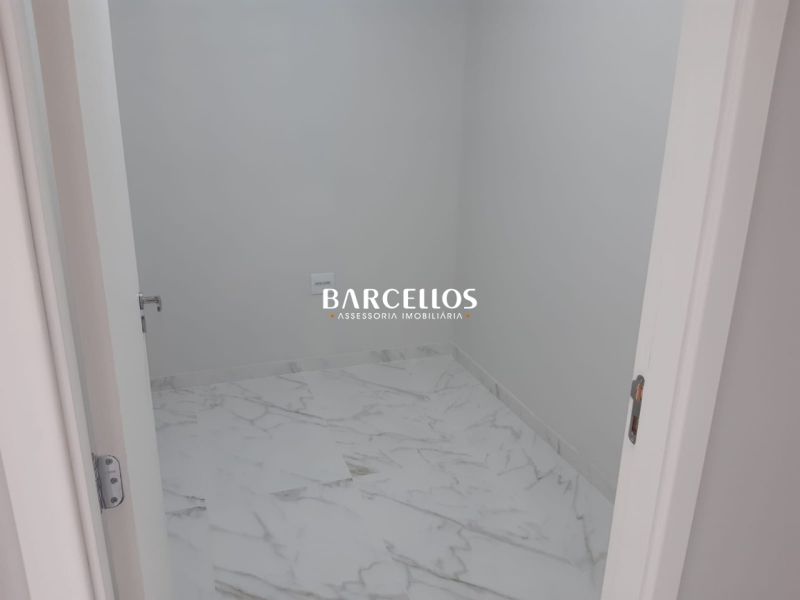 Conjunto com 1 quarto, 1 banheiro e 48m² à venda no bairro Centro, Porto Alegre