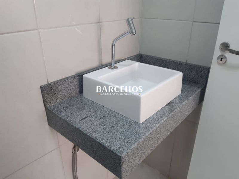 Conjunto com 1 quarto, 1 banheiro e 48m² à venda no bairro Centro, Porto Alegre