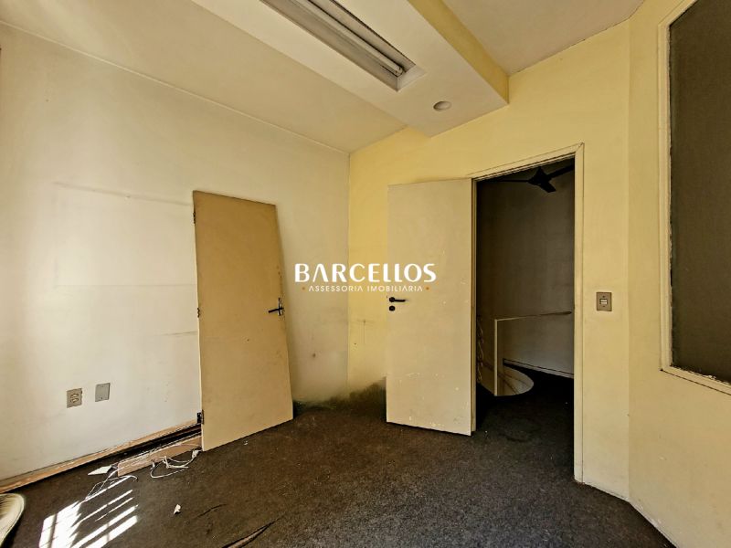 Loja com 1 quarto, 1 banheiro e 55m² à venda no bairro Independencia, Porto Alegre