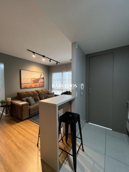 Apto com 2 quartos, 2 banheiros e 67m² à venda no bairro Cristal, Porto Alegre