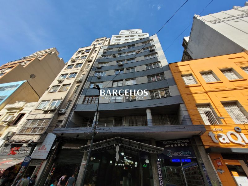 Apto com 1 quarto, 1 banheiro e 29m² à venda no bairro Centro, Porto Alegre
