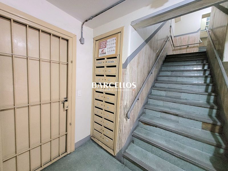 Apto com 2 quartos, 1 banheiro e 65m² à venda no bairro Independencia, Porto Alegre