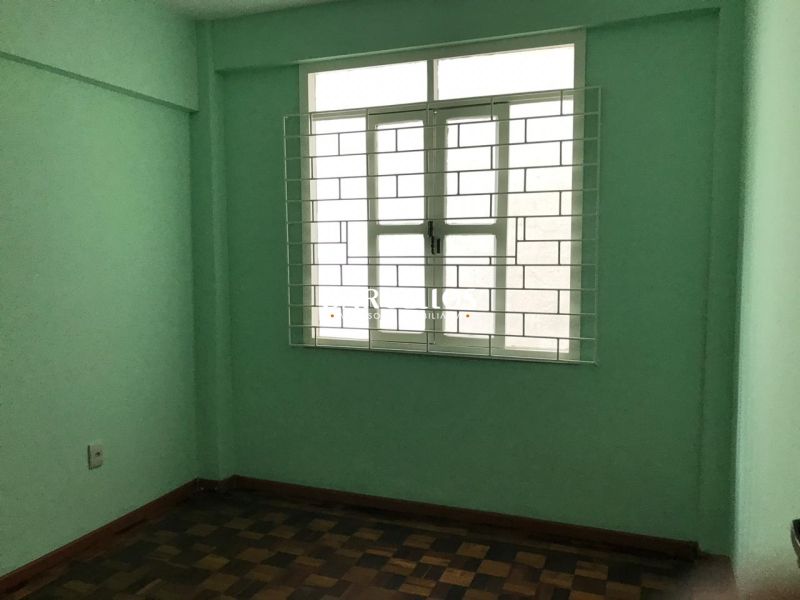 Apto com 2 quartos, 1 banheiro e 65m² à venda no bairro Independencia, Porto Alegre