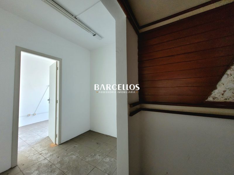 Sala com 1 quarto, 1 banheiro e 23m² à venda no bairro Centro, Porto Alegre