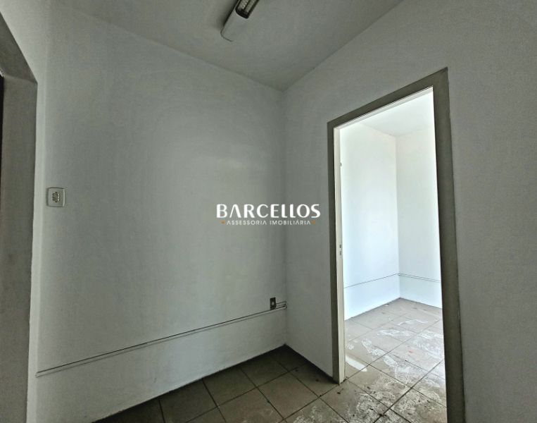 Sala com 1 quarto, 1 banheiro e 23m² à venda no bairro Centro, Porto Alegre