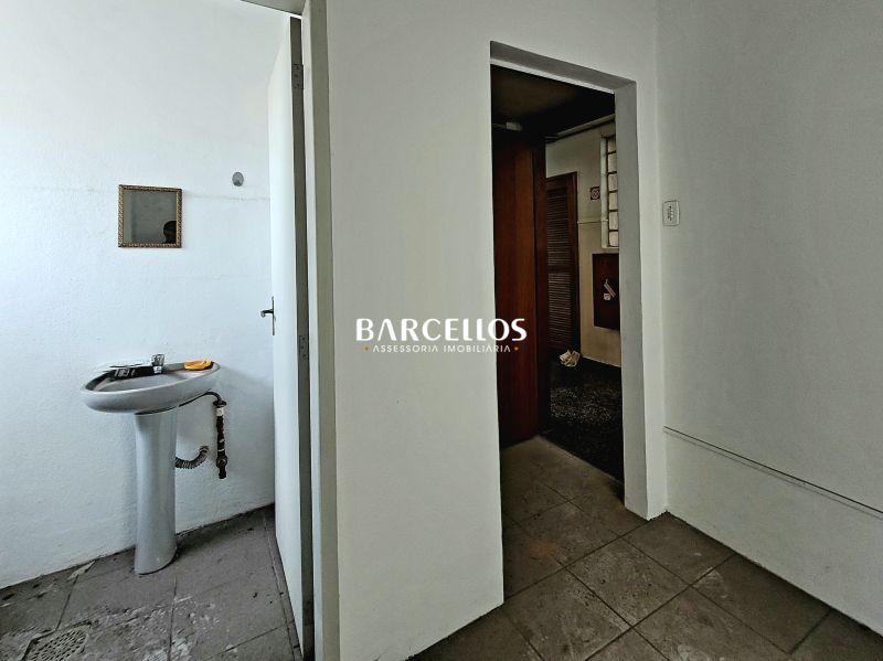 Sala com 1 quarto, 1 banheiro e 23m² à venda no bairro Centro, Porto Alegre