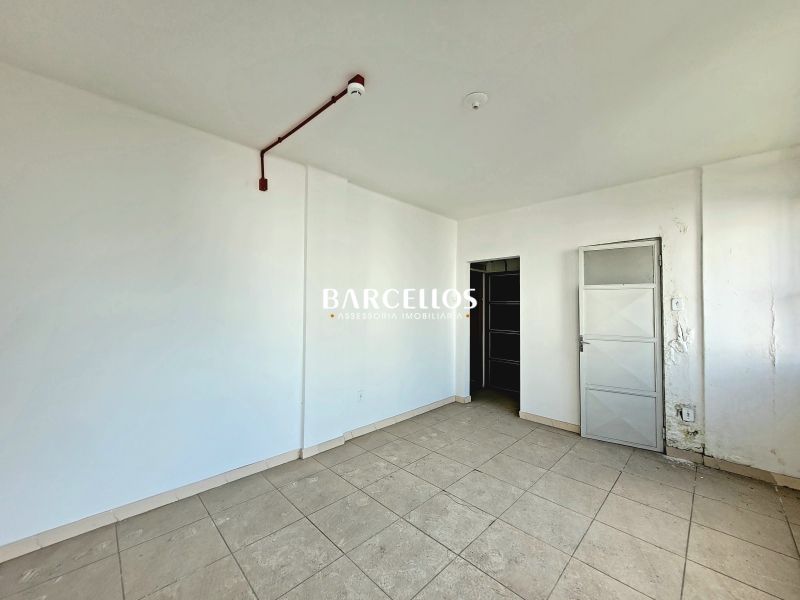 Sala com 1 quarto, 1 banheiro e 23m² à venda no bairro Centro, Porto Alegre