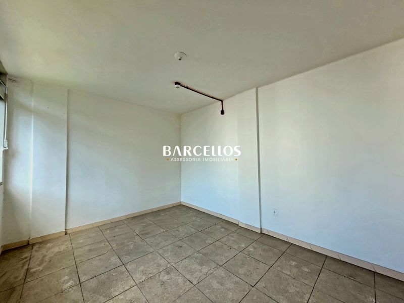Sala com 1 quarto, 1 banheiro e 23m² à venda no bairro Centro, Porto Alegre
