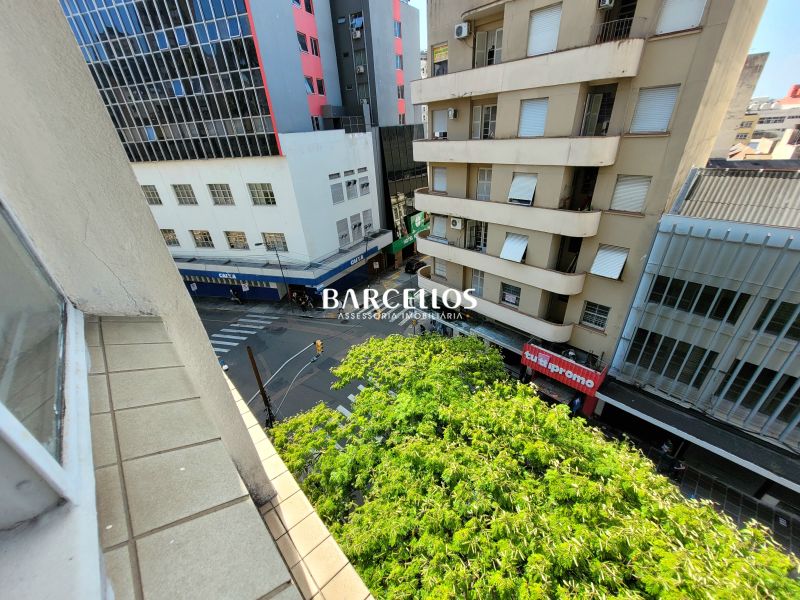 Sala com 1 quarto, 1 banheiro e 23m² à venda no bairro Centro, Porto Alegre