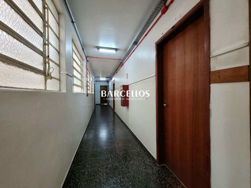 Sala com 1 quarto, 1 banheiro e 27m² à venda no bairro Centro, Porto Alegre