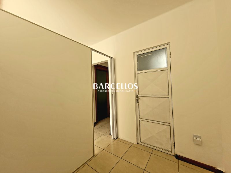 Sala com 1 quarto, 1 banheiro e 27m² à venda no bairro Centro, Porto Alegre