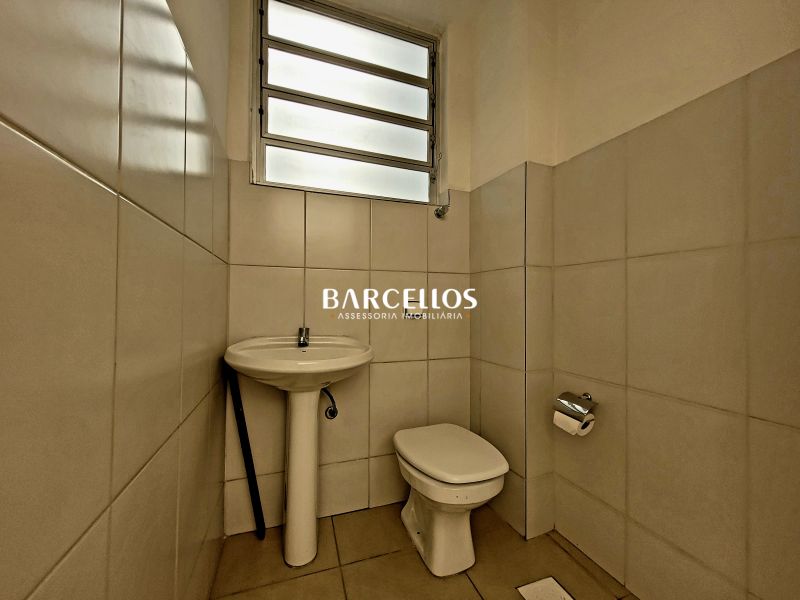 Sala com 1 quarto, 1 banheiro e 27m² à venda no bairro Centro, Porto Alegre