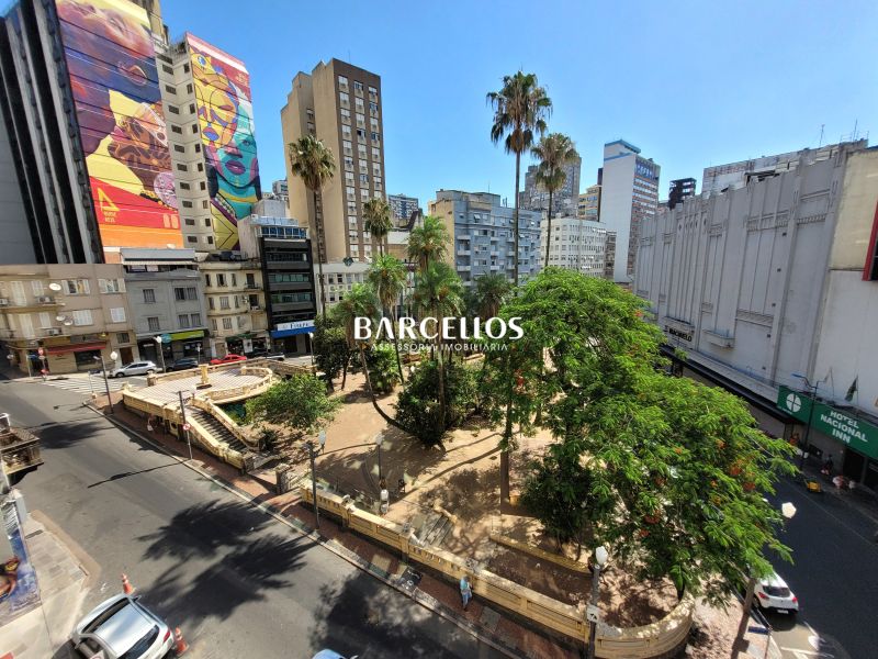 Sala com 1 quarto, 1 banheiro e 27m² à venda no bairro Centro, Porto Alegre