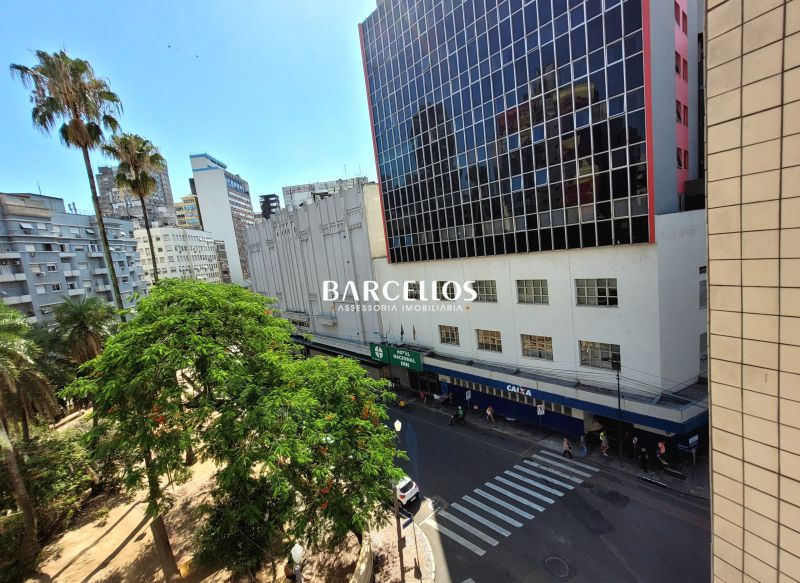 Sala com 1 quarto, 1 banheiro e 27m² à venda no bairro Centro, Porto Alegre