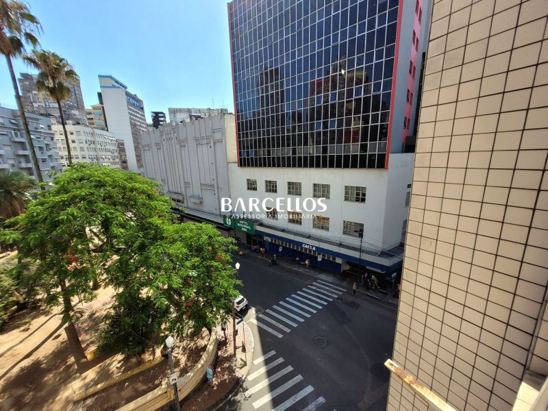 Sala com 1 quarto, 1 banheiro e 27m² à venda no bairro Centro, Porto Alegre