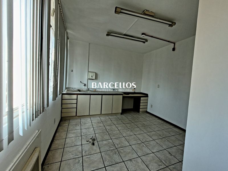 Sala com 1 quarto, 1 banheiro e 23m² à venda no bairro Centro, Porto Alegre