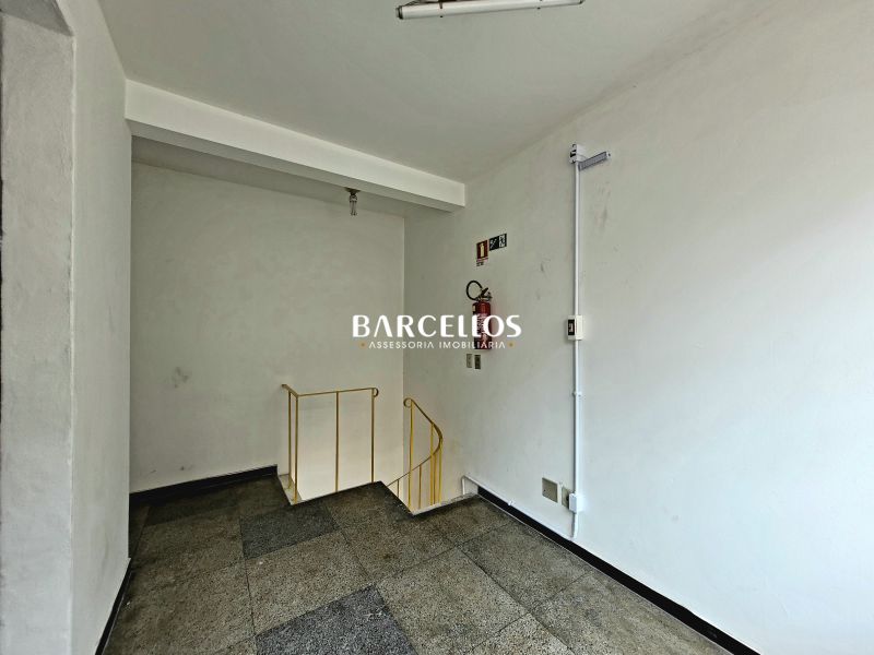 Loja com 1 quarto, 1 banheiro e 30m² à venda no bairro Azenha, Porto Alegre