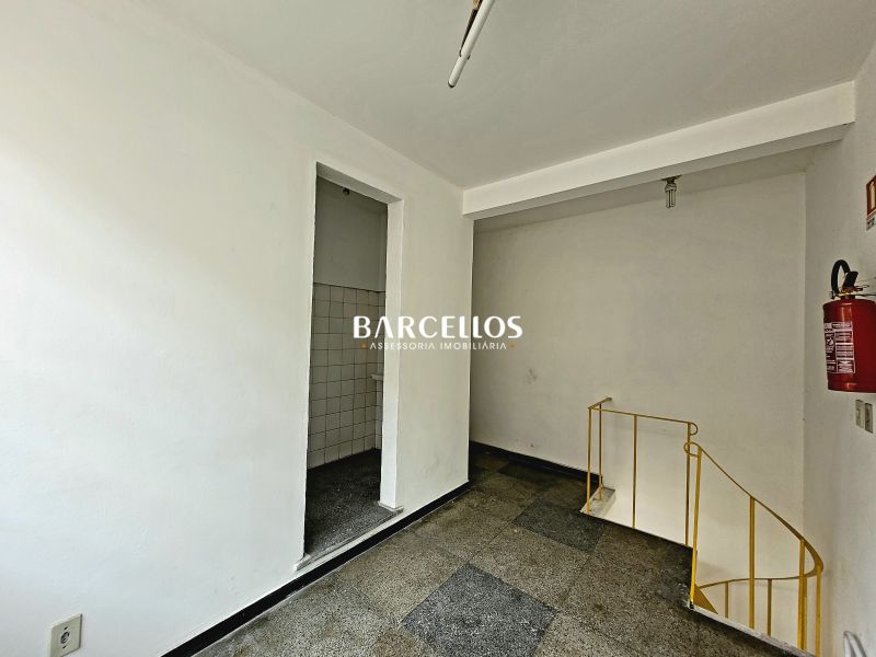 Loja com 1 quarto, 1 banheiro e 30m² à venda no bairro Azenha, Porto Alegre