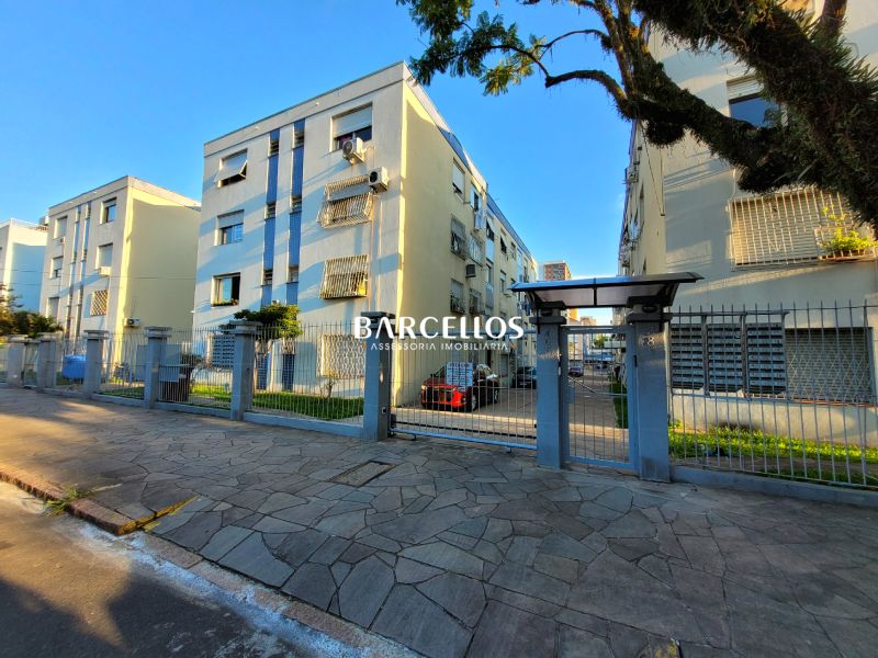 Apto com 1 quarto, 1 banheiro e 35m² à venda no bairro Passo D Areia, Porto Alegre