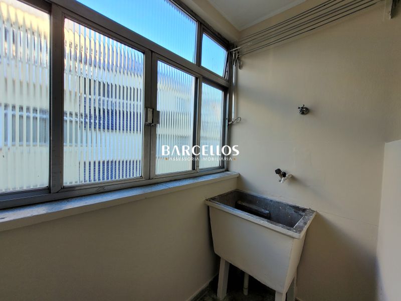 Apto com 1 quarto, 1 banheiro e 35m² à venda no bairro Passo D Areia, Porto Alegre