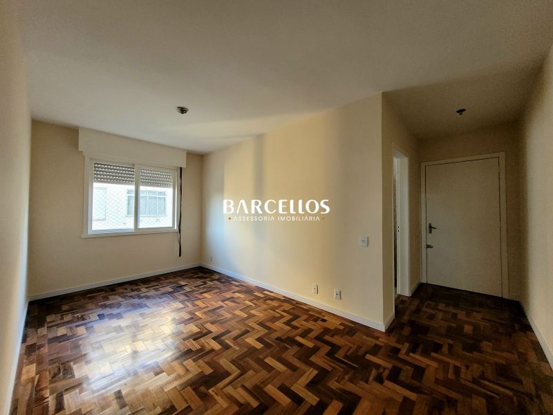 Apto com 1 quarto, 1 banheiro e 35m² à venda no bairro Passo D Areia, Porto Alegre