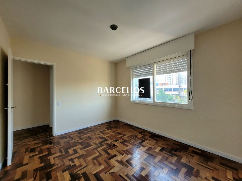 Apto com 1 quarto, 1 banheiro e 35m² à venda no bairro Passo D Areia, Porto Alegre