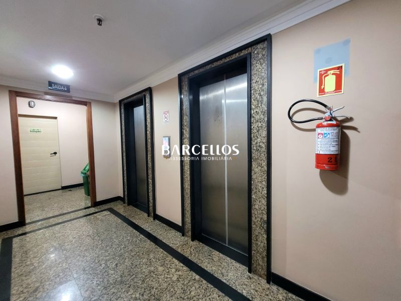 Conjunto com 1 banheiro e 52m² à venda no bairro Centro, Porto Alegre