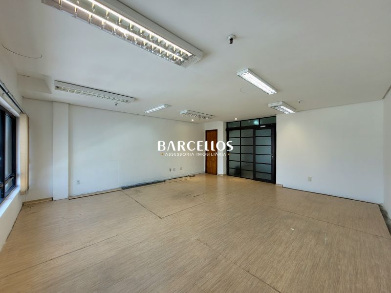 Conjunto com 1 banheiro e 52m² à venda no bairro Centro, Porto Alegre