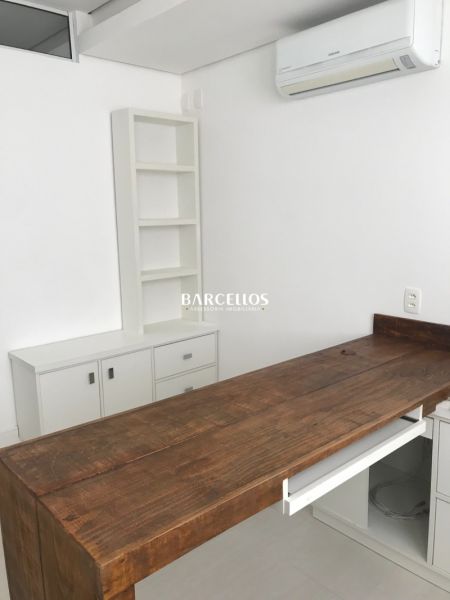Sala com 1 banheiro e 49m² à venda no bairro Centro, Porto Alegre