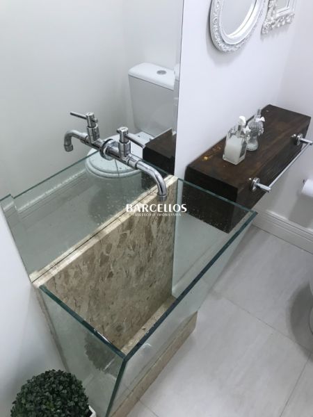 Sala com 1 banheiro e 49m² à venda no bairro Centro, Porto Alegre