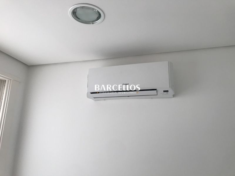 Sala com 1 banheiro e 49m² à venda no bairro Centro, Porto Alegre