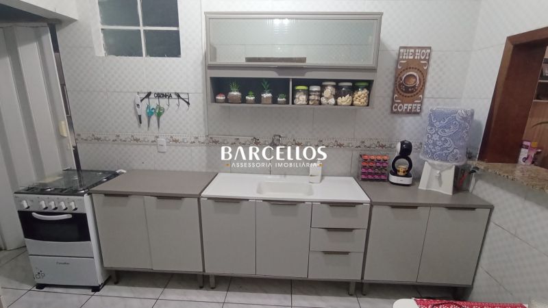 Apto com 2 quartos, 2 banheiros e 100m² à venda no bairro Centro, Porto Alegre