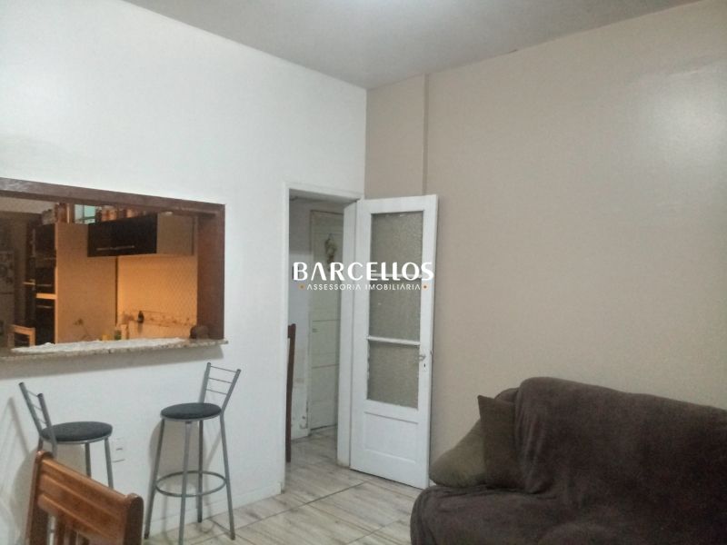 Apto com 2 quartos, 2 banheiros e 100m² à venda no bairro Centro, Porto Alegre