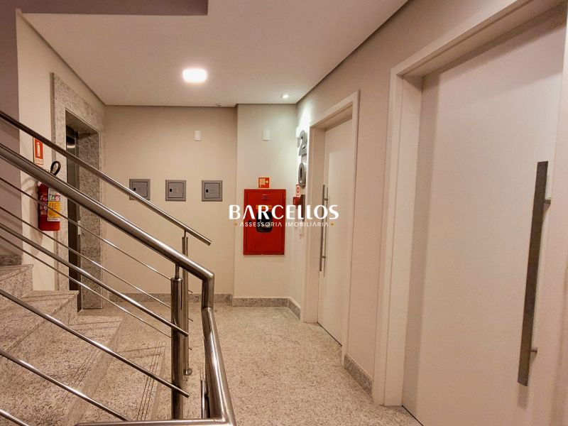 Sala com 16 banheiros e 1396m² à venda no bairro Moinhos de Vento, Porto Alegre