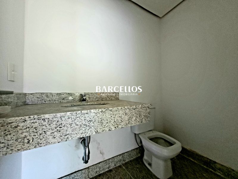 Sala com 16 banheiros e 1396m² à venda no bairro Moinhos de Vento, Porto Alegre