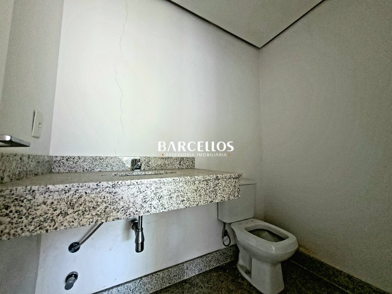Sala com 16 banheiros e 1396m² à venda no bairro Moinhos de Vento, Porto Alegre