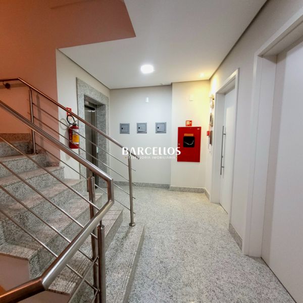 Sala com 16 banheiros e 1396m² à venda no bairro Moinhos de Vento, Porto Alegre