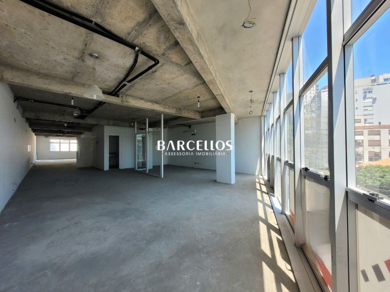 Sala com 16 banheiros e 1396m² à venda no bairro Moinhos de Vento, Porto Alegre